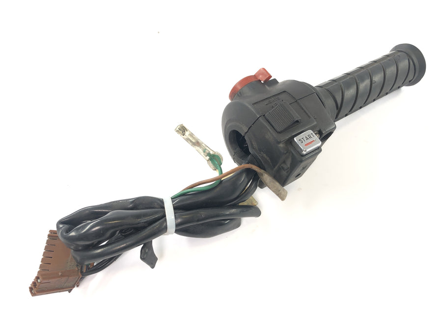 Honda CBX 650 E RC13 [1983] - handlebar fitting handlebar switch on the right Gas grip Turn handle starter intervention control