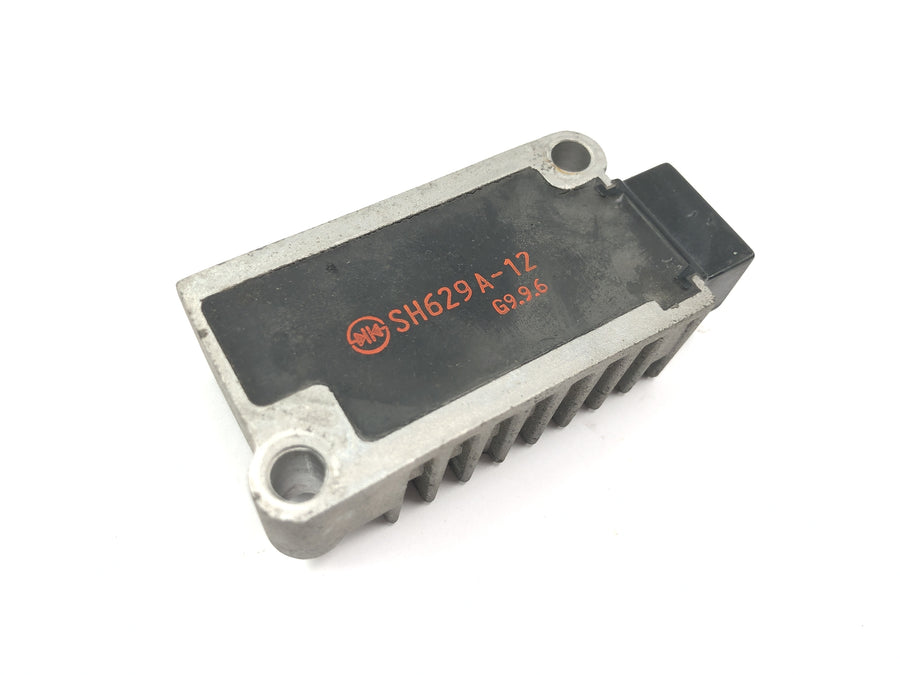 Yamaha WR 125 X DE07 [2010] - Regolatore di tensione raddrizzatore regolatore di carica 12V