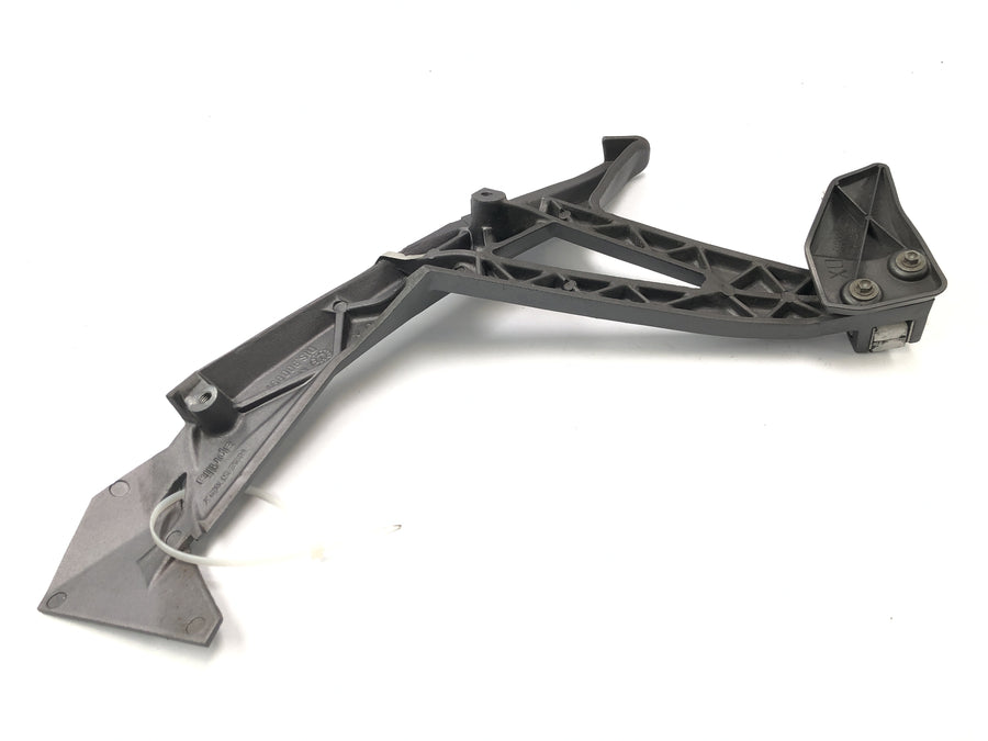 Aprilia RST 1000 FUTURA [2002] - PEDIA'S PEITREST a destra con Halter Footrest Holder a destra