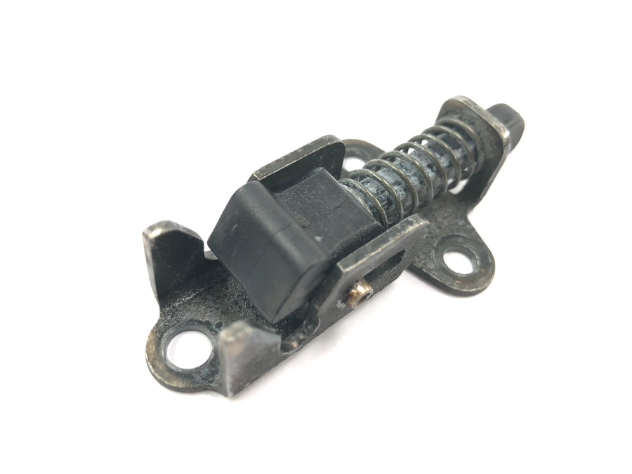 Cagiva Planet 125 [1998] - Boulon de verrouillage du support de serrure de selle de serrure de selle