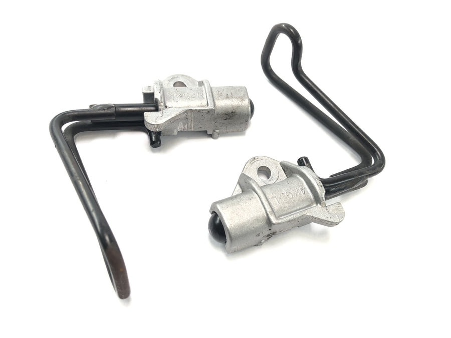Yamaha XJR 1300 RP06 [2002] - Helmet mounts luggage hooks