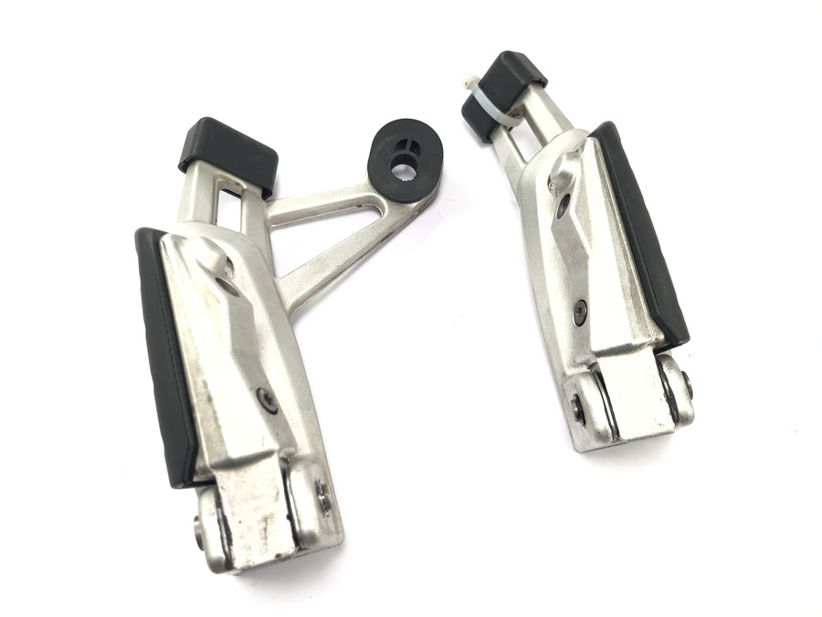 BMW R 1200 R R1ST [2008] - Pillion footrests with bracket left and right pair