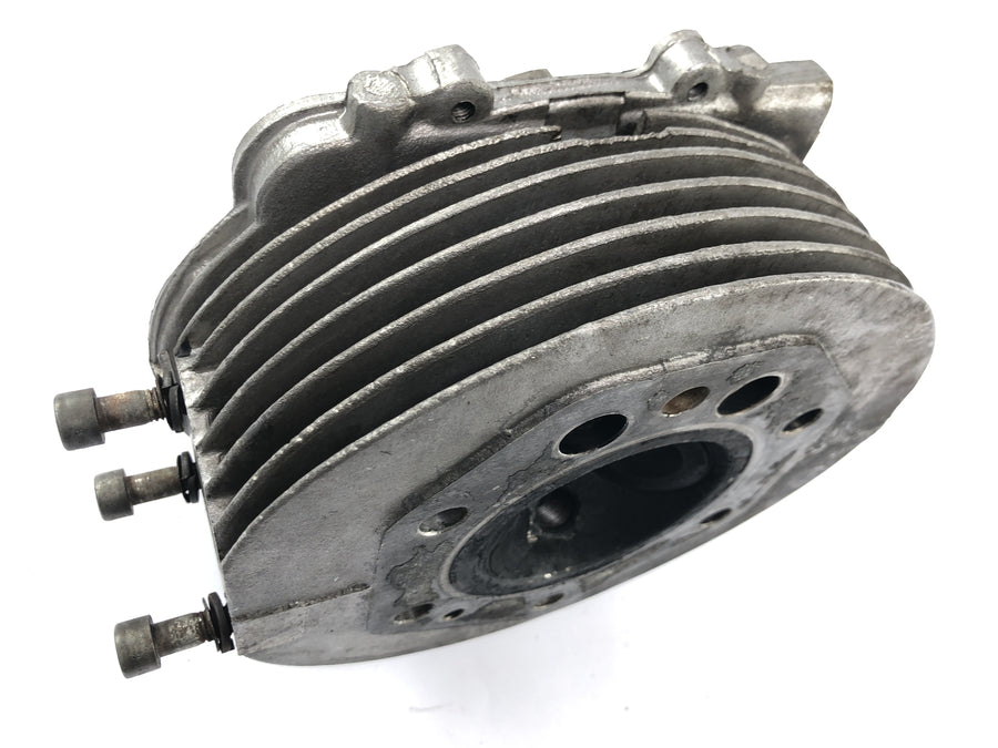 Moto Guzzi V7 Special [1971] - Cylinder head left valve head head engine cylinder head