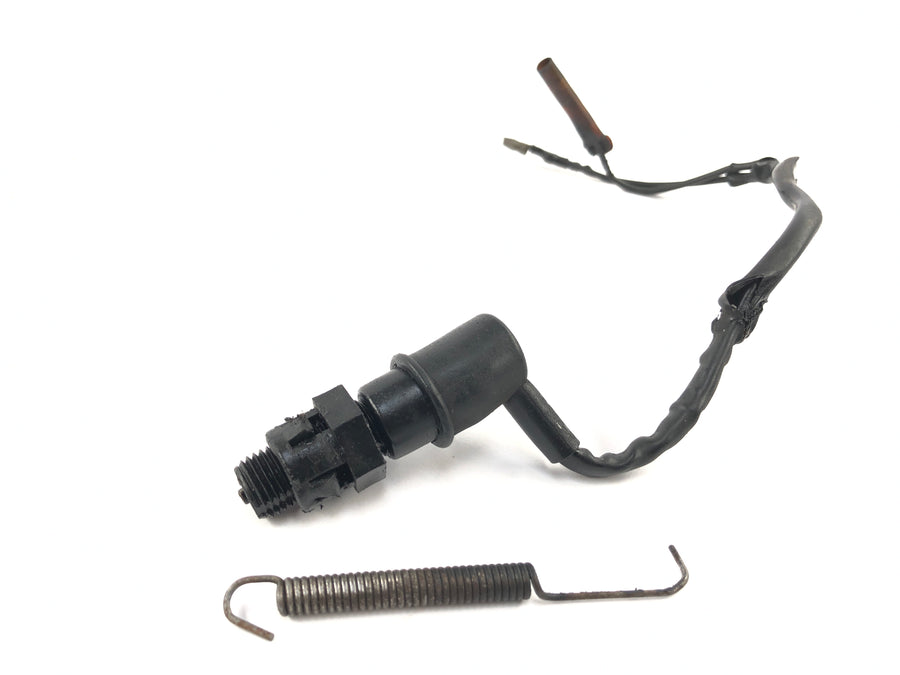 Yamaha XT 550 5Y3 [1982] - brake light switch at the back