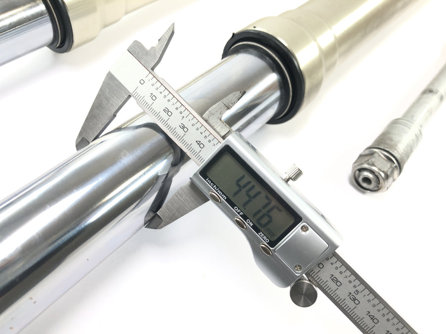 Honda FMX 650 RD12 [2006] - Forcella forcella anteriore telescopica con perno