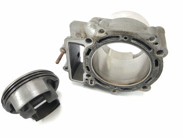KTM 950 SM LC8 [2008] - Zylinder mit Kolben hinten - 0