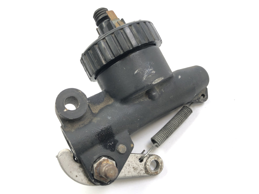 Moto Guzzi V 1000 VG [1980] - Rear brake pump