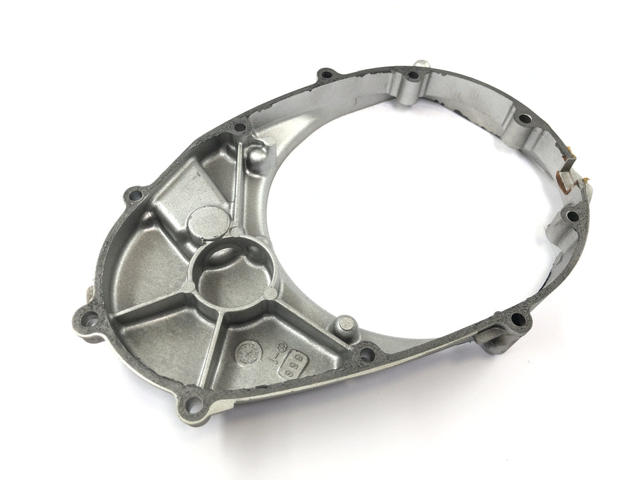 Kawasaki VN 1600 Classic VNT60A [2007] - Copertura alternatore all'interno del cofano motore destro