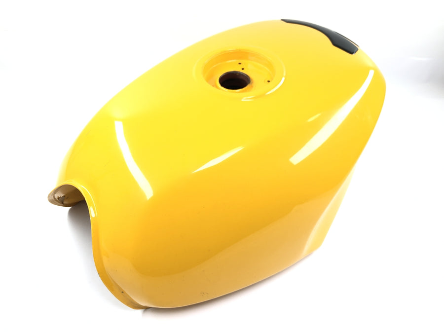 Triumph Daytona 900 T300D [1996] - Tank fuel tank petrol tank yellow