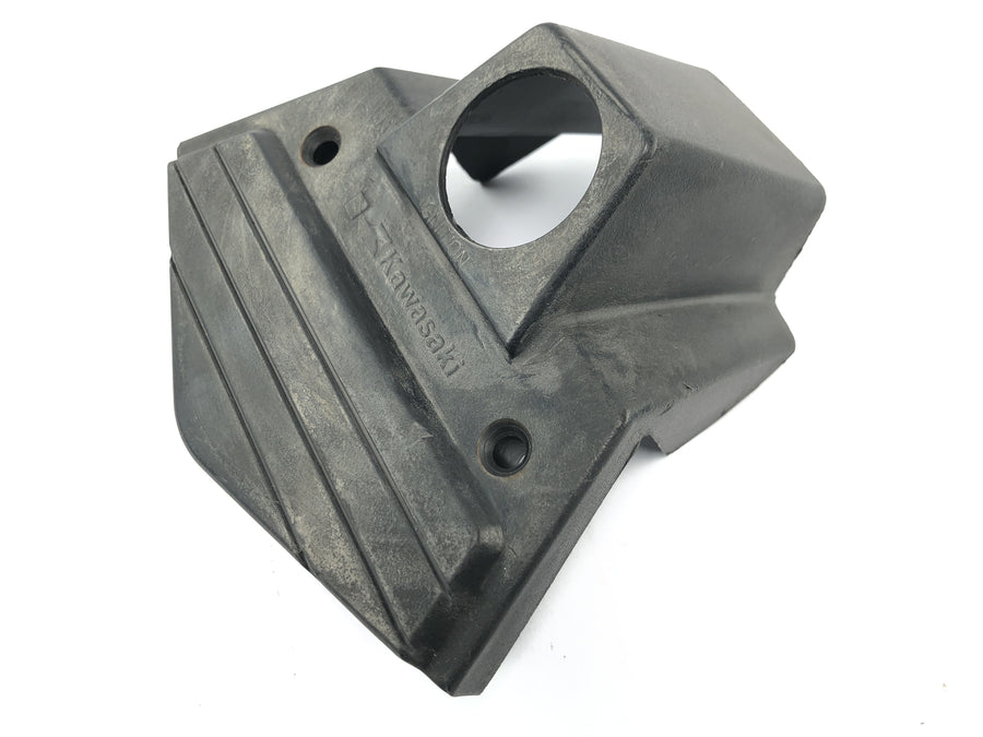 Kawasaki GPZ 1000 RX ZXT00A [1986] - Ignition switch cover fairing
