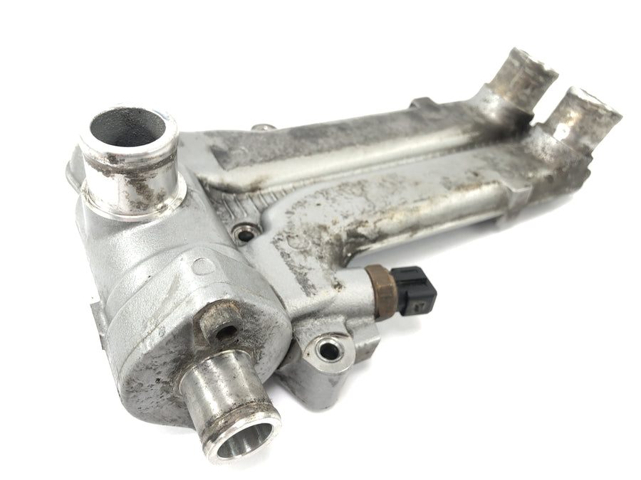 Ducati 999 H4 [2003] - Alloggiamento del termostato del tubo del refrigerante