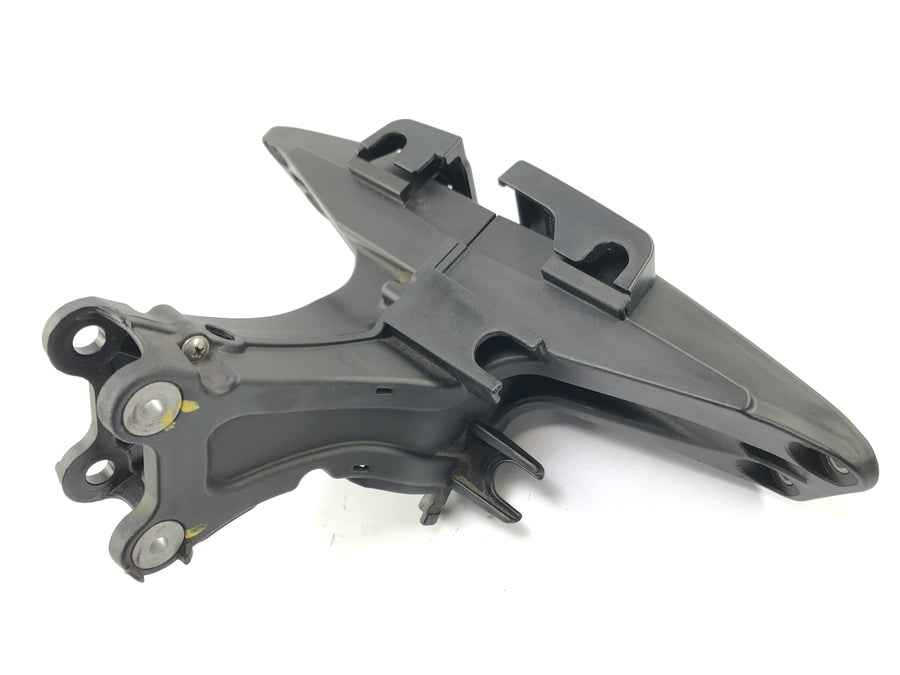 Aprilia RSV4 1000 [2010] - Support de carénage de cockpit