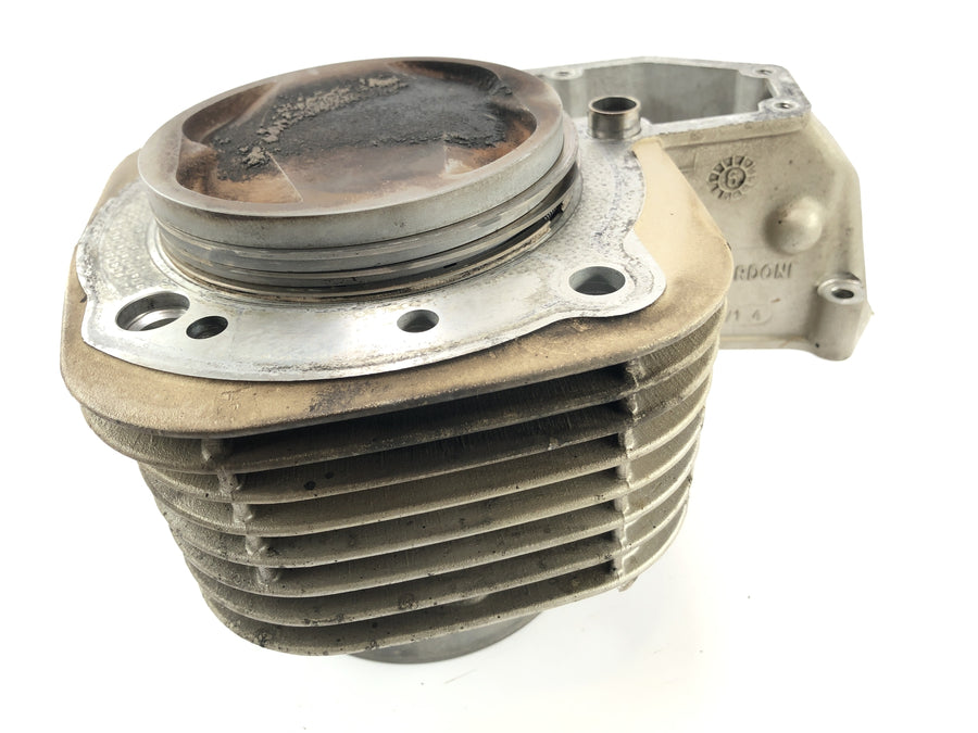 BMW R 1100 RT 259 [1997] - Cylindre avec des pistons à gauche