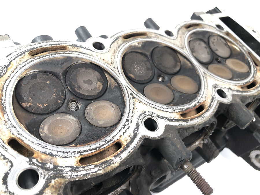 Triumph Speed Triple 1050 515NJ [2007] - bloc moteur carter de soupape de culasse