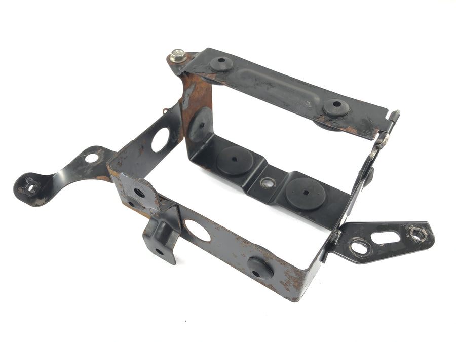 Honda GL 500 Silverwing PC02 [1982] - battery compartment battery owner