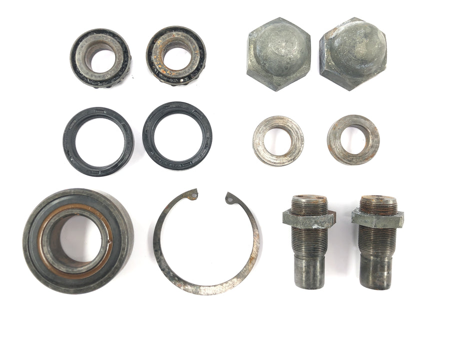 Moto Guzzi V7 Special [1971] - Set cuscinetti forcellone cuscinetto a rulli conici bullone forcellone