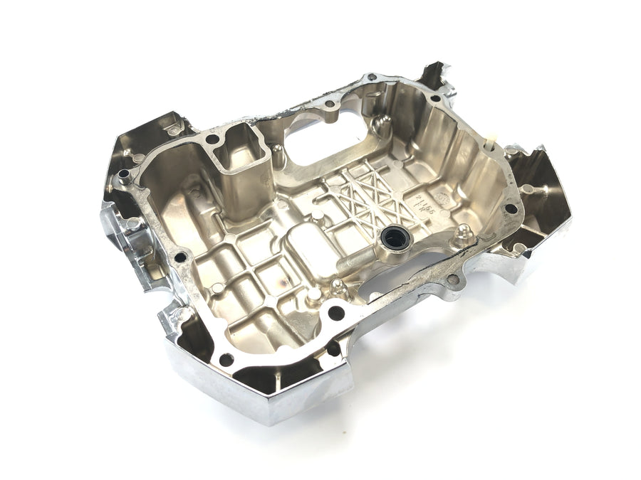 Honda VTX 1800 SC46 [2004] - front valve cover cylinder head cover chrome