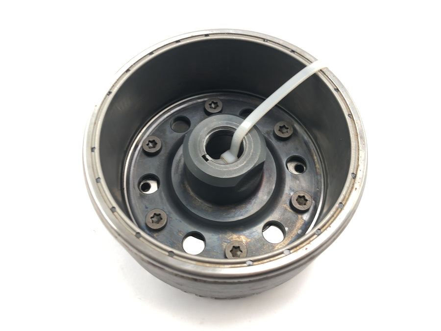Honda CBR 900 RR Fireblade SC33 [2000] - Flywheel with starter freewheel starter freewheel rotor alternator