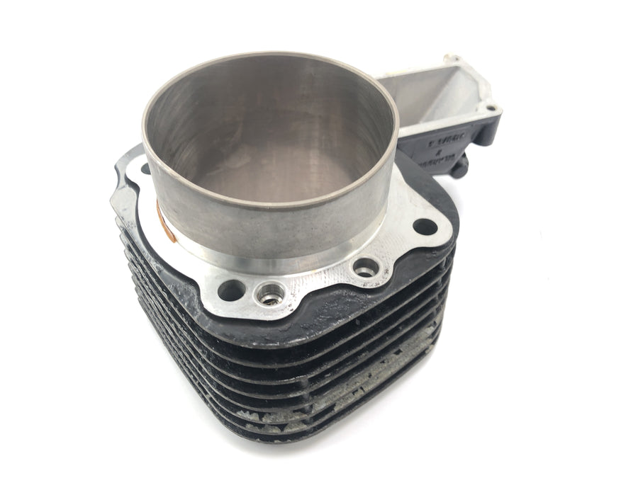 BMW R 1200 CL K30 [2003] - cylinder kit cylinder with pistons on the right