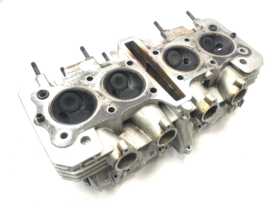 Kawasaki Z 1100 KZZ10A [1984] - cylinder head valve head Cylinder cover