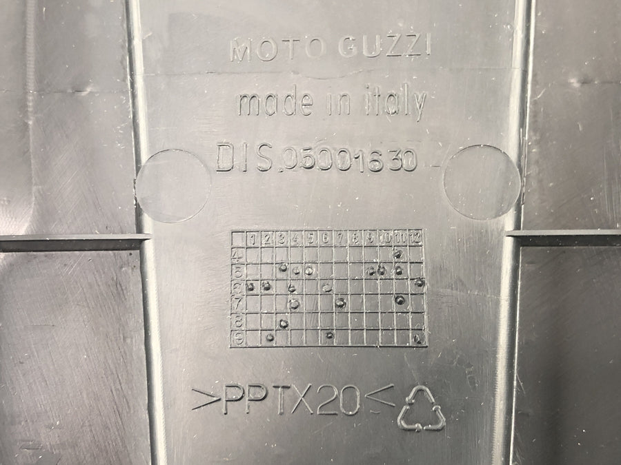 Moto Guzzi Stelvio 1200 8V [2016] - Cache courroie cache courroie de distribution cache moteur