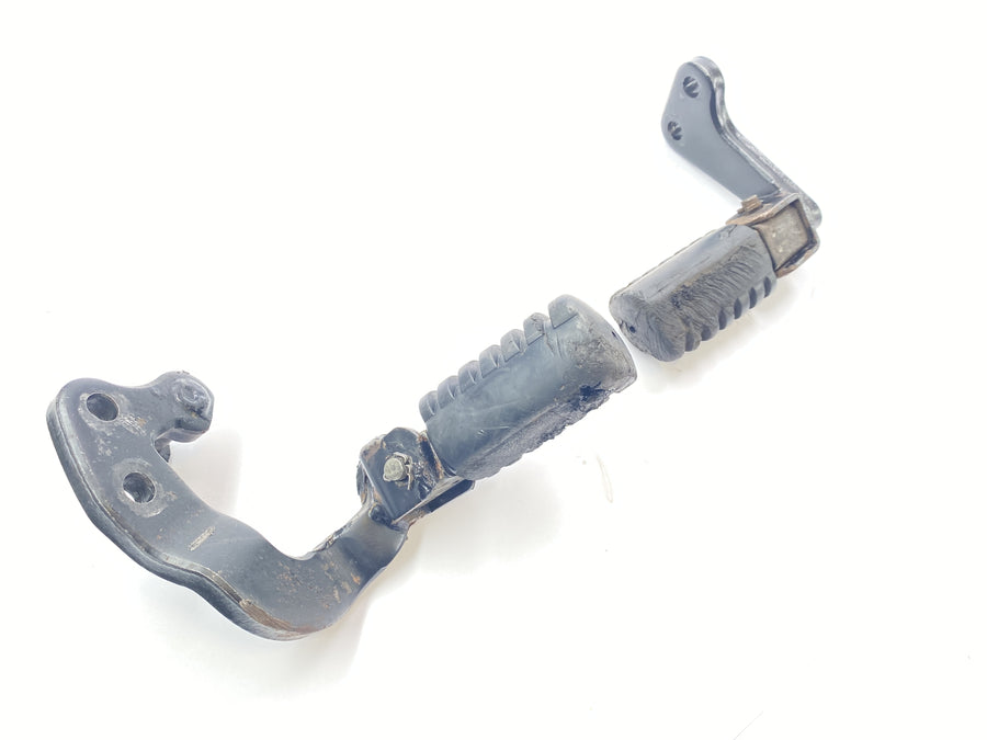 Yamaha XT 600 Z Ténéré 1VJ [1986] - Footrest driver's footrests left and right