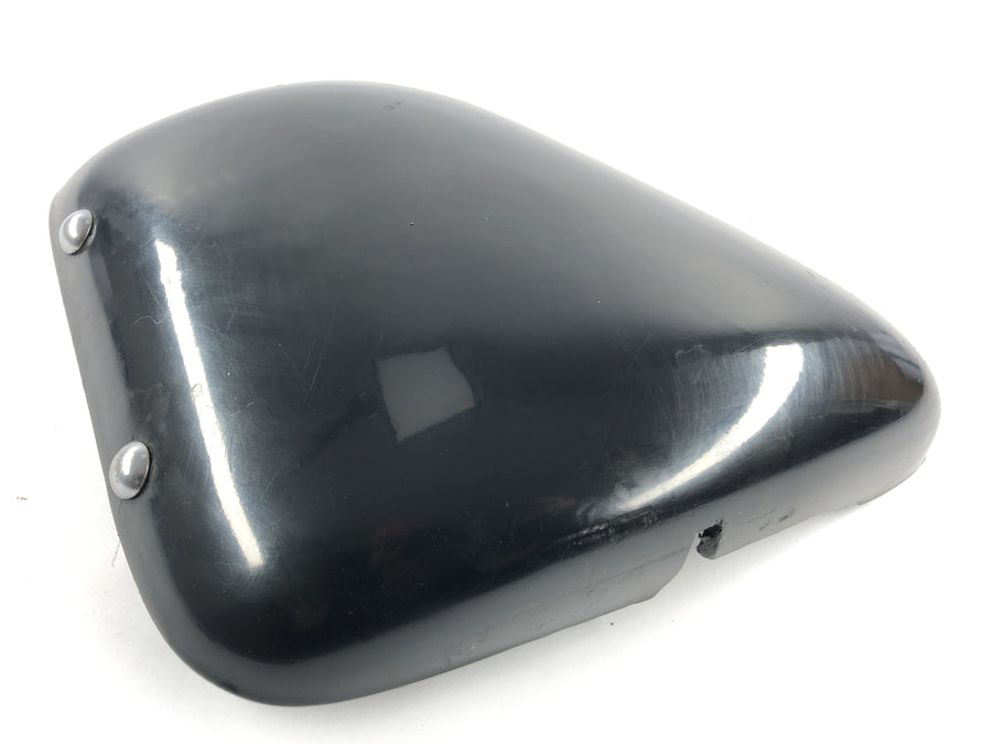 Triumph Bonneville T140V [1976] - side cover on the right cladding