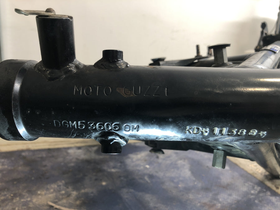 Moto Guzzi California 1100i [1995] - Frame con lettera