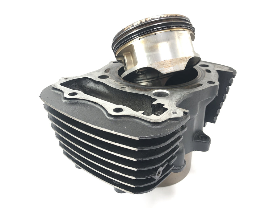 Kawasaki VN 1500 Classic VNT50D [2001] - cylinder kit cylinder with pistons in front