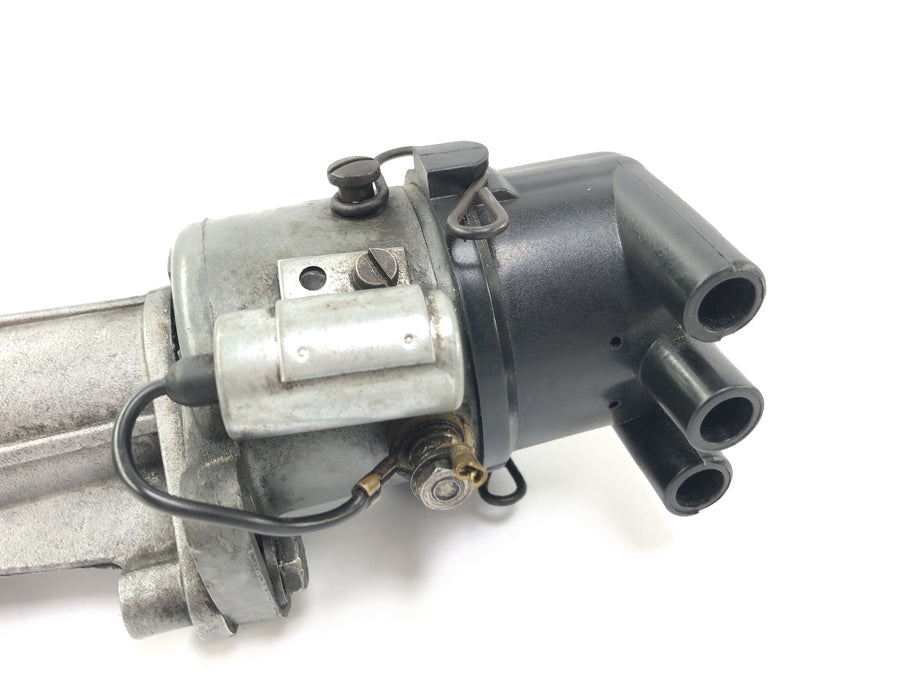 Moto Guzzi V7 Special [1971] - Ignition distributor