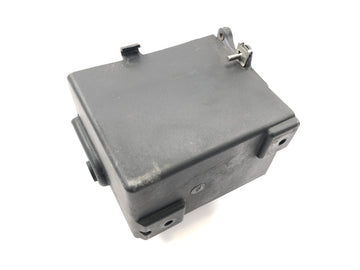 Triumph Adventurer 900 T309RT [1998] - Boîtier batterie support batterie compartiment batterie