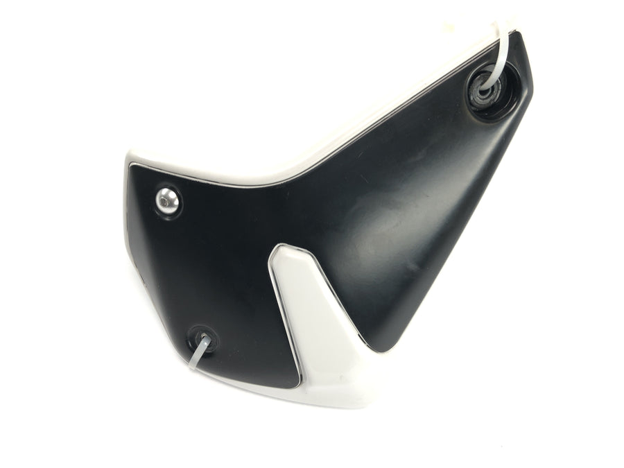 Yamaha MT 03 RM02 [2007] - Panneau latéral couvercle latéral cache radiateur droit