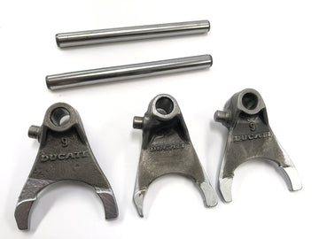 Ducati ST2 944 [1999] - Ensemble fourchettes et griffes de changement de vitesse