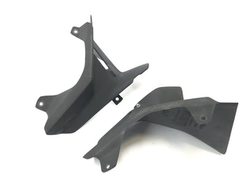 Aprilia RST 1000 Futura [2002] - couple de couverture de revêtement latéral