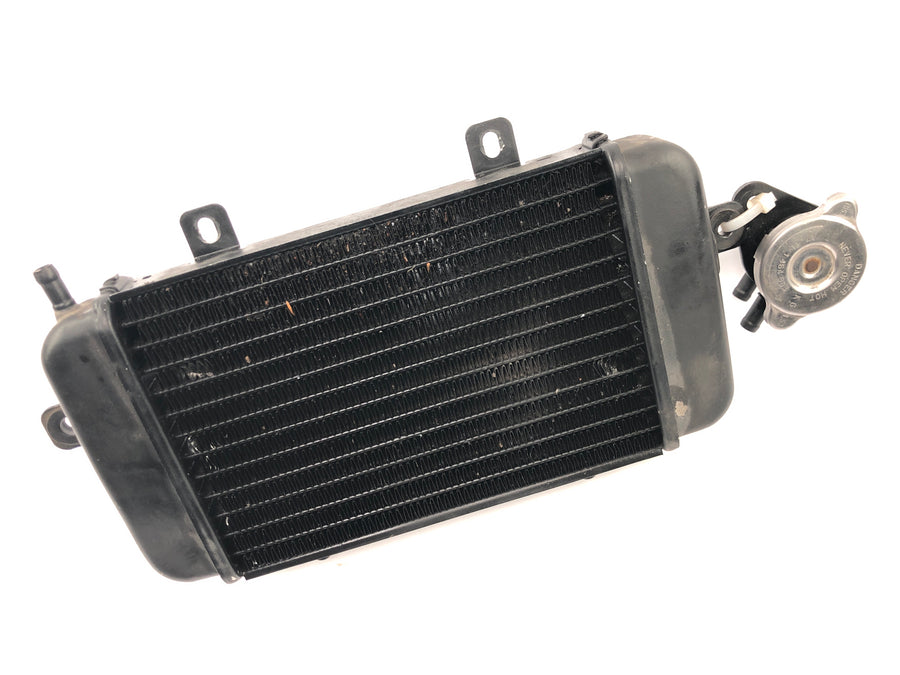 BMW C1 125 [2002] - Sistema di raffreddamento del radiatore con radiatore acqua e radiatore con bocchettone di riempimento