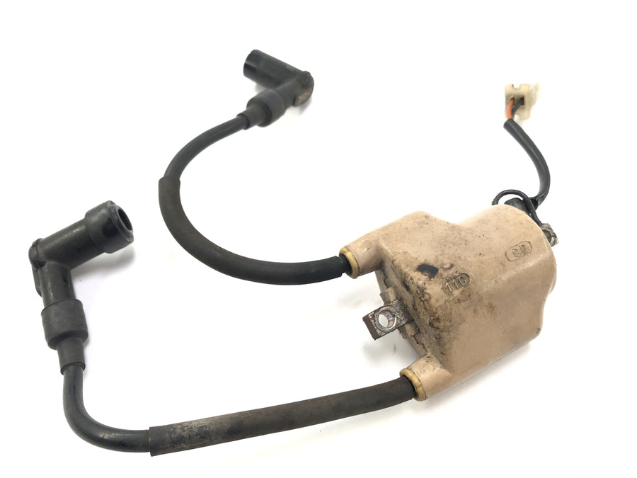 Yamaha RD 350 YPVS 31K [1984] - Ignition coil with plug