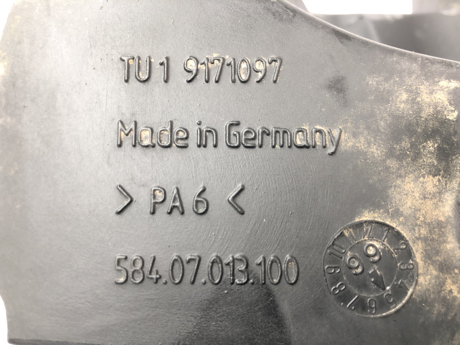 KTM 640 LC4 EGS [1999] - Tank petrol tank fairing screws broken off