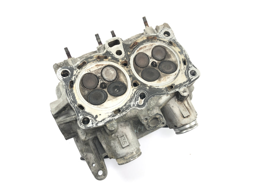 Honda ST 1100 SC26 Pan European [1990] - cylinder head valve train left