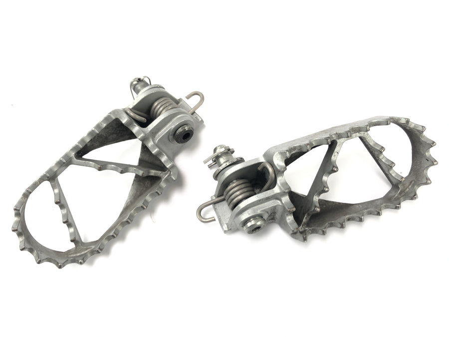KTM 690 SM Prestige [2007] - Fußrasten Fahrerfußrasten links und rechts