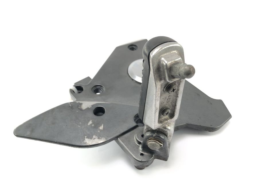 Kawasaki ZR7 ZR750F [1999] - footrest bracket bracket on the right front driver's footrest carrier