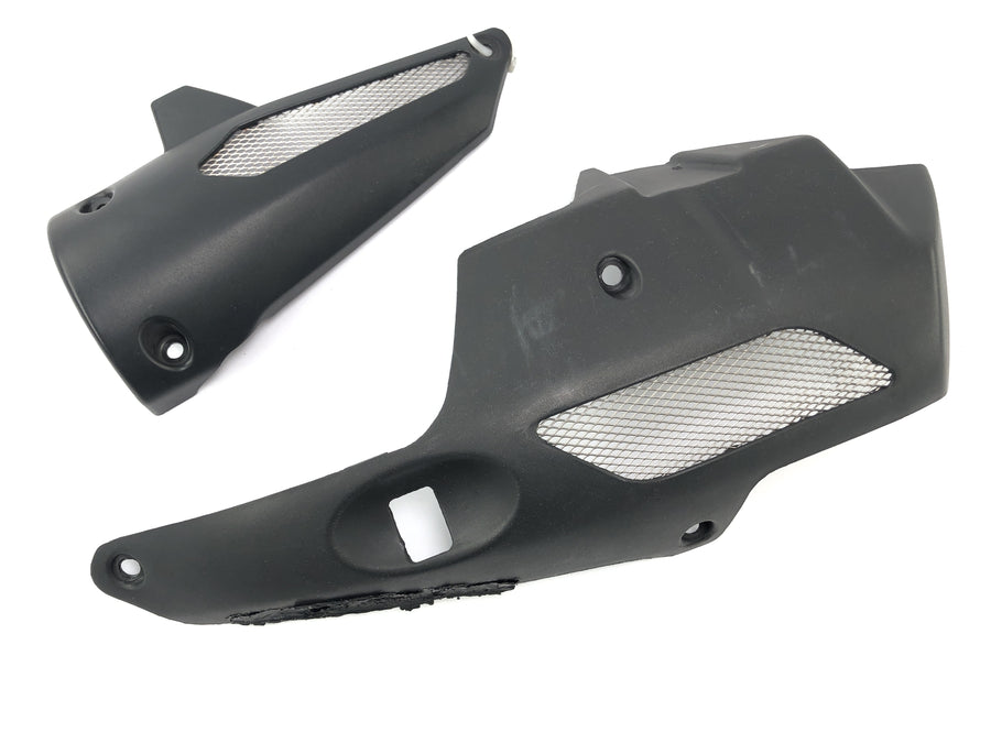 Moto Guzzi Stelvio 1200 4V [2009] - Ventilation de vaccination Pièces latérales de la calandre Air Cadre d'air à droite et à gauche