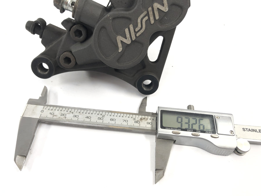 Suzuki GSX R 1100 GV73B [1990] - brake caliper at the front left