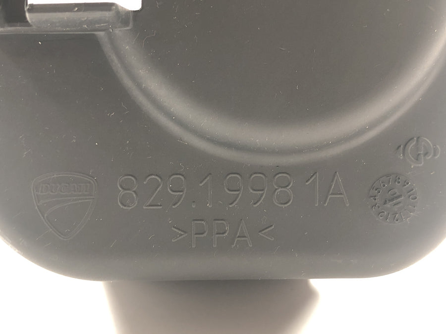 Ducati Multistrada 1200 S Touring [2009] - Supporto coperchio per motorino di controllo dello scarico