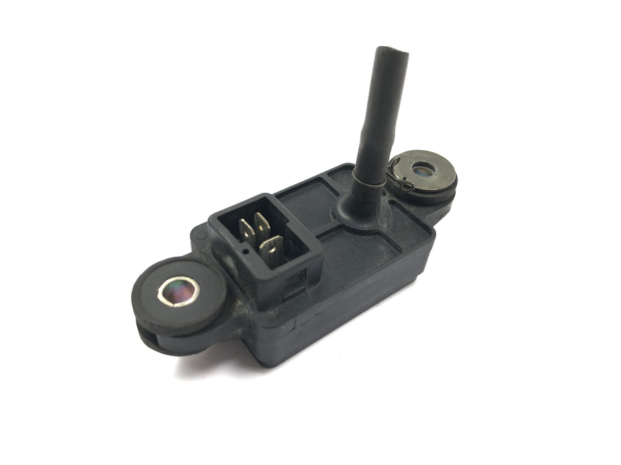 Yamaha V Max 1200 2LT [1998] - Ladedrucksensor Boost Sensor MAP Sensor Vergasersensor