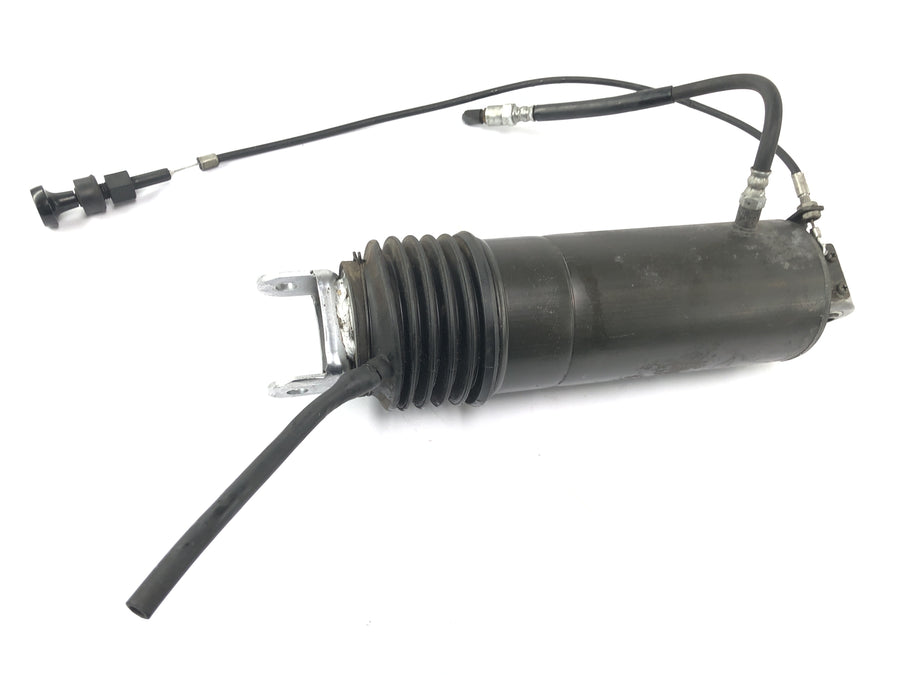 Honda CBX 750 RC17 [1984] - Spring shock absorber behind showa