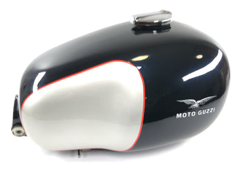 Moto Guzzi V7 Special [1971] - Réservoir d'essence, réservoir de carburant, conteneur avec bouchon de réservoir