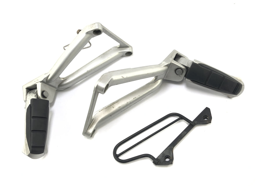 BMW R 1100 S R11S [2005] - Passenger footrests with bracket left and right