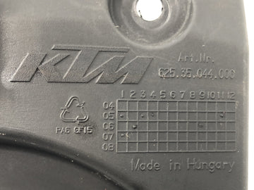 KTM 950 SM LC8 [2008] - Abdeckung Vergaser Luftfilter - 0