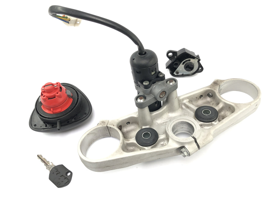 KTM 690 SM Prestige [2007] - fork bridge at the top with ignition lock ignition lock cover
