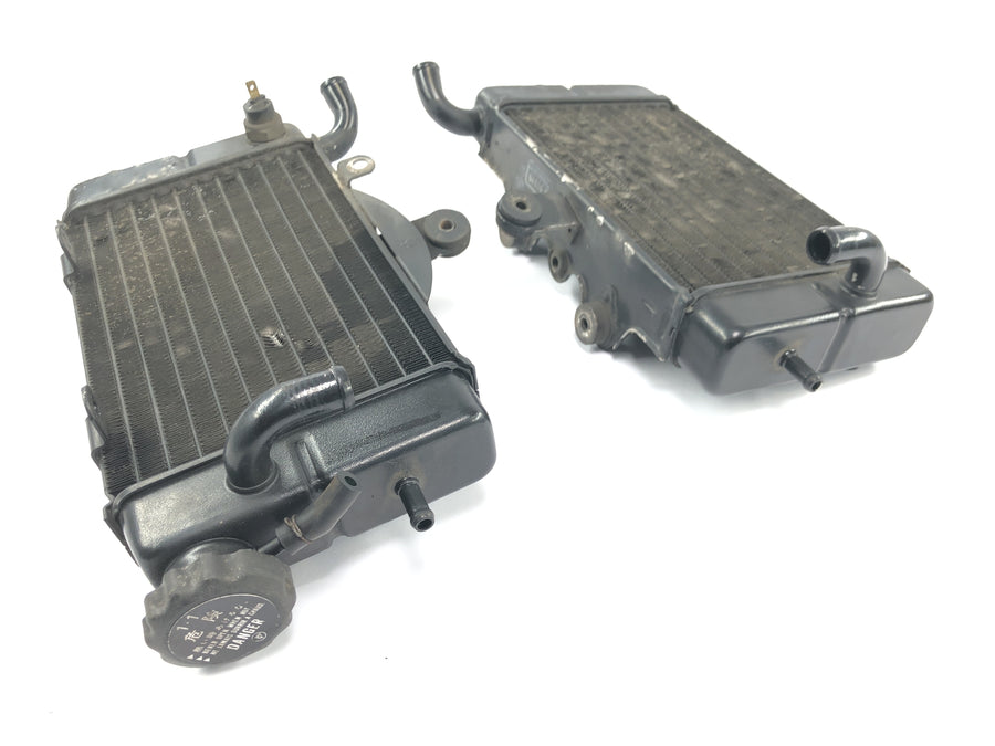 Honda XRV 750 Africa Twin RD04 [1990] - Radiateur radiateur gauche et droit